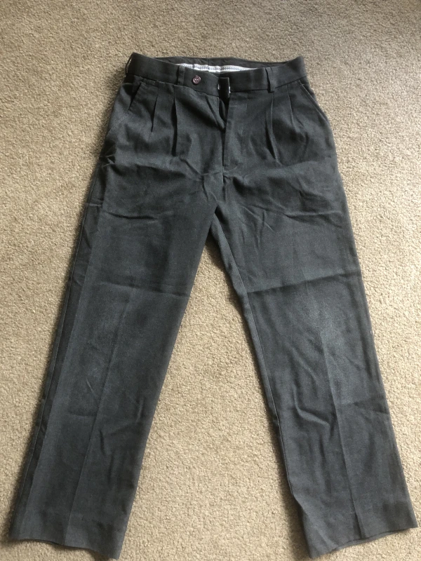 Daramalan College - Boys trousers excellent cond.