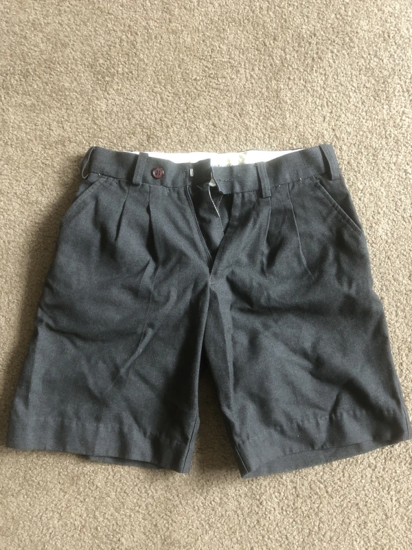 Daramalan College - Boys grey shorts