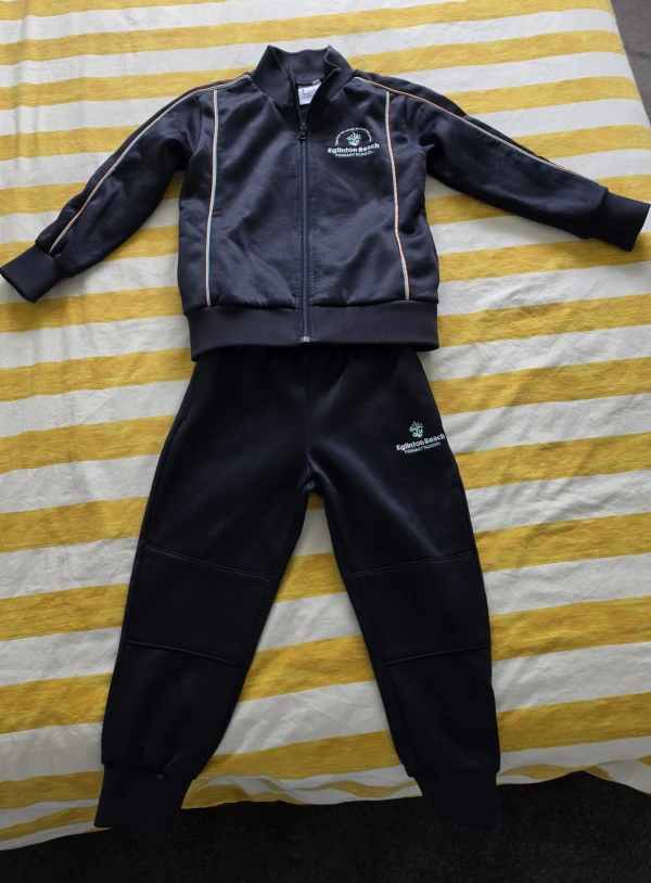 Eglinton Beach Primary School - Like-new winter Jacket and Pants