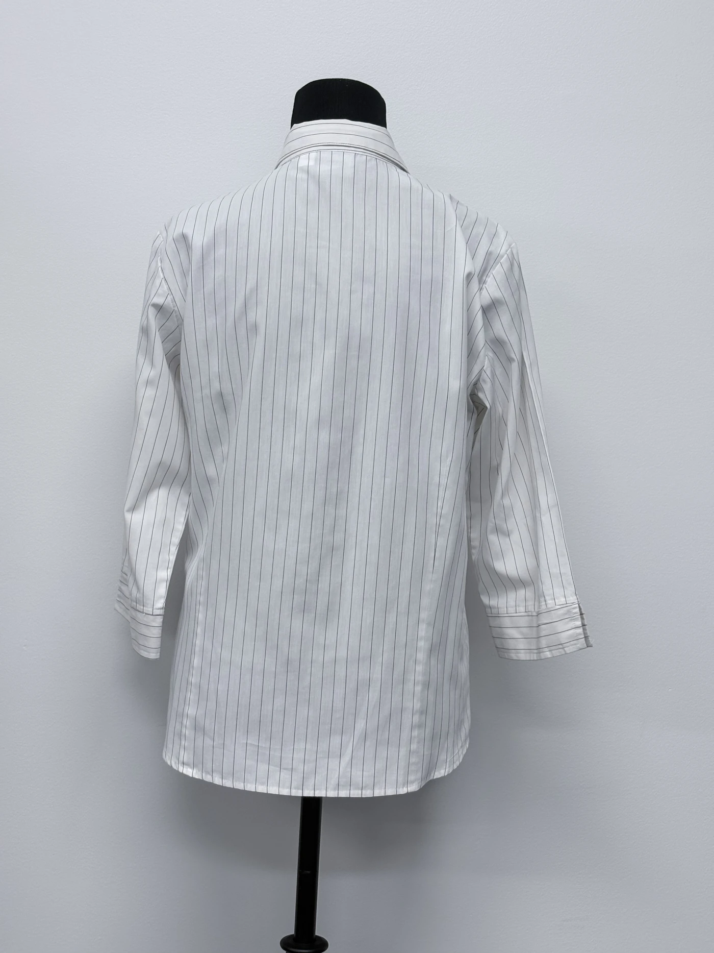Photo 2 of Blouse White 3/4 Sleeve