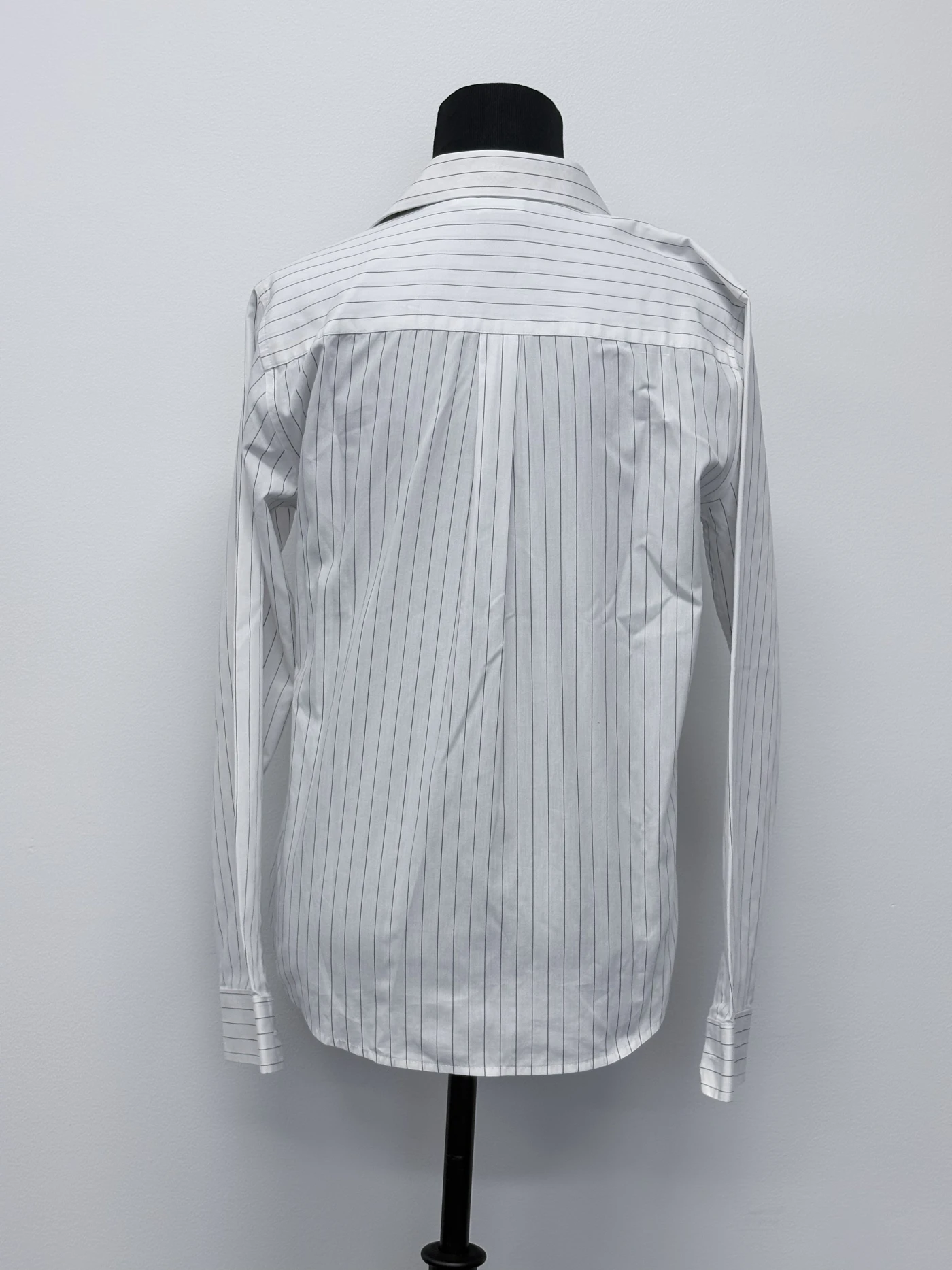 Photo 2 of Shirt White Long Sleeve