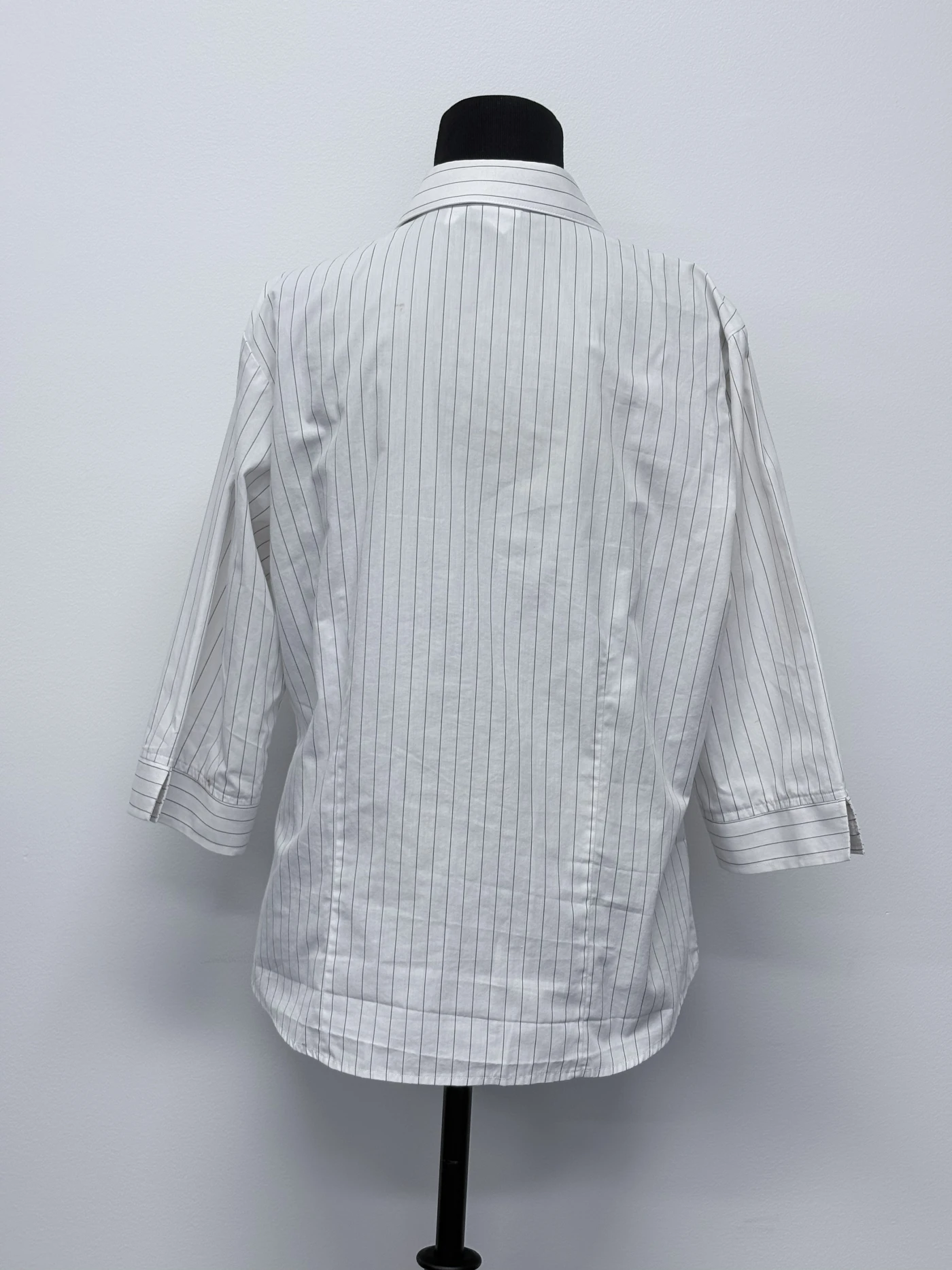 Photo 2 of Blouse White 3/4 Sleeve