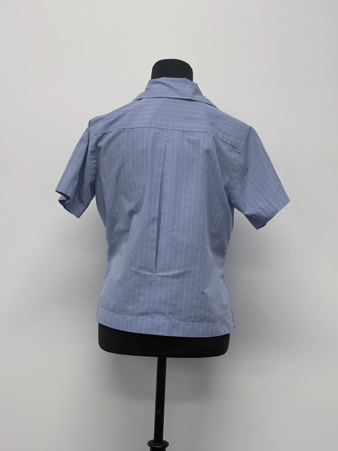 Photo 2 of Blouse Blue Short Sleeve