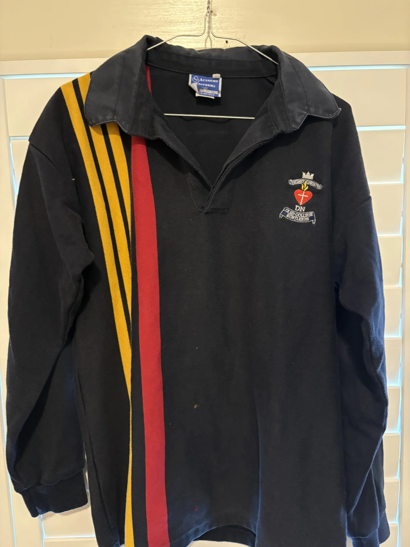 Photo 2 of Rugby Jumper size L
