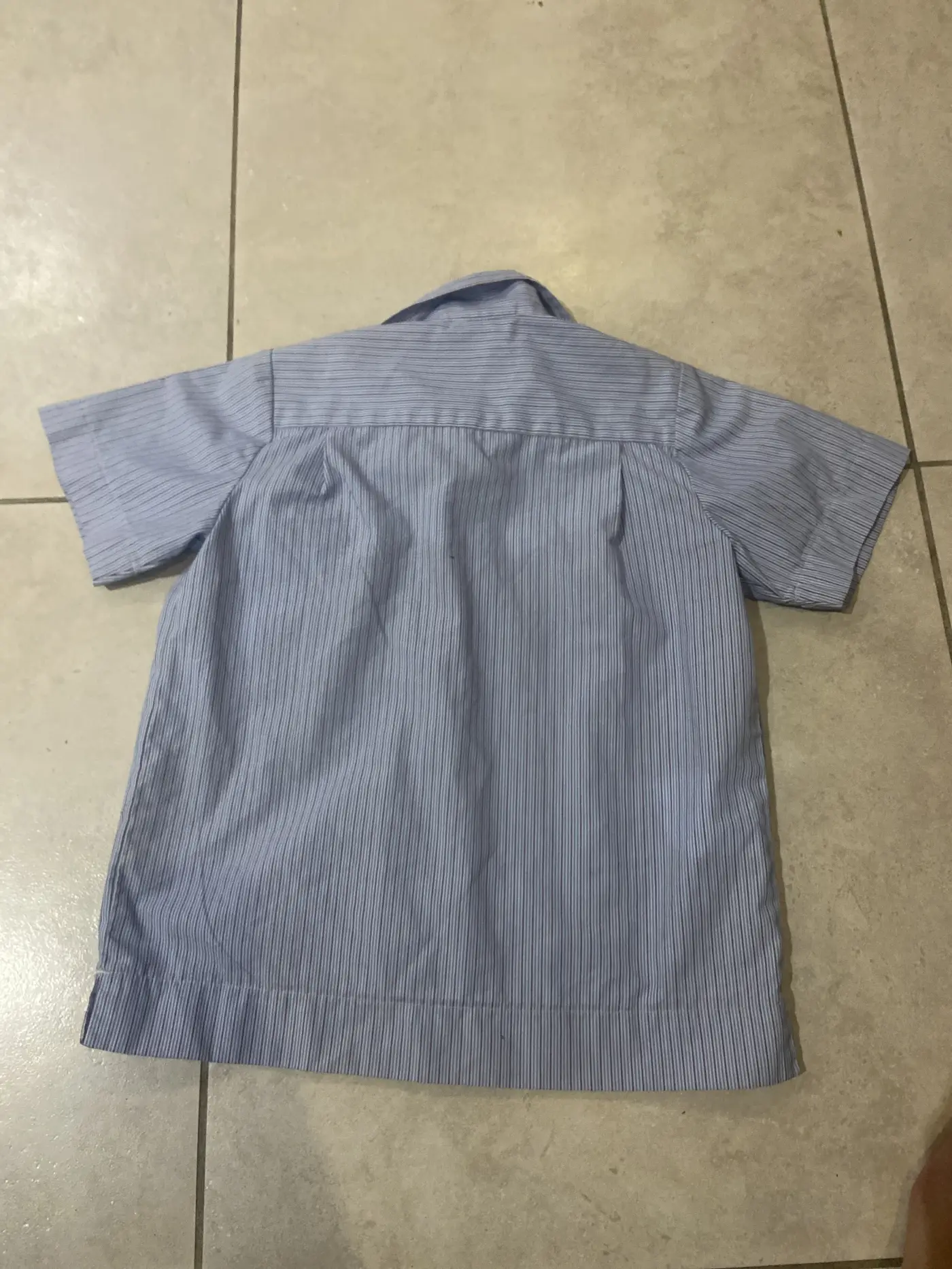 Photo 3 of Boys Formal Shirt Size 4